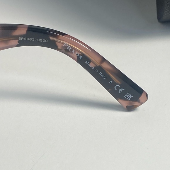 New - PRADA EYEWEAR PR 15YS SUNGLASSES
BLACK & PINK - Picture 16 of 16